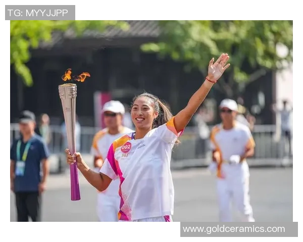 重庆网球队在亚运会上的灵活性表现引发热议展现出强大竞争力与团队协作精神 重庆网球队在亚运会上的灵活性表现引发热议展现出强大竞争力与团队协作精神